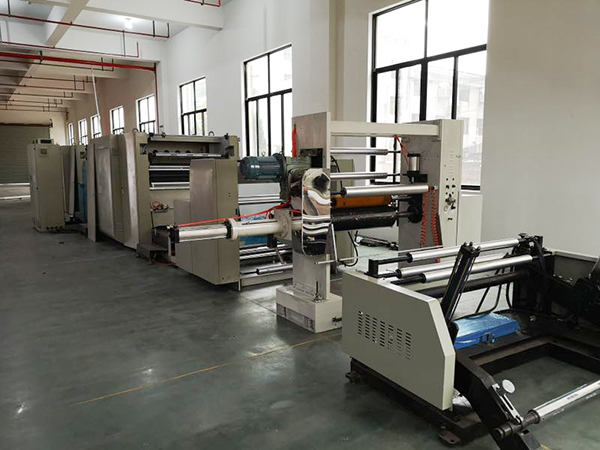 勝昌卷料燙金機(jī)成品率高，應(yīng)用范圍廣